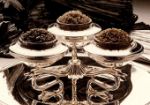 caviar au restaurant Petrosssian 75007 Paris