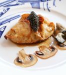 Un plat audacieux à la carte du restaurant Café Prunier à Paris 8e 
