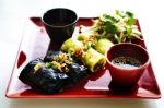 Photo restaurant Paris Bon, un resto chic et mode  - les fameux nems au chocolat, spécialité de ce resto tendance 