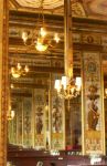 Restaurant le Grand Vefour à Paris 1er  - La luxueuse salle à manger de cette table prestigieuse 