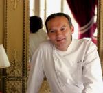 Photo du restaurant Ledoyen à Paris 8e - Christian Le Squer, brillant cuisinier de ce petit pavillon gourmand des Champs Elysees 