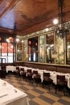 Restaurant lipp à Paris 6e - une brasserie emblématique de Saint Germain des Pres avec une belle salle à manger style 1900 