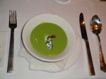 Restaurant Raplh à Paris 6e - la soupe froide de petits pois à la menthe 