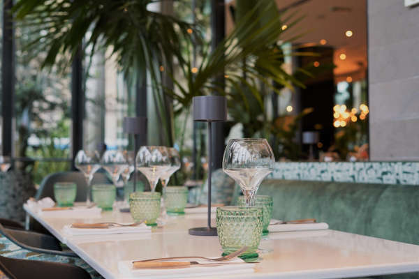 frame restaurant paris sb