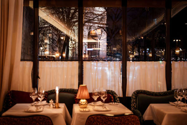 aventure restaurant s3