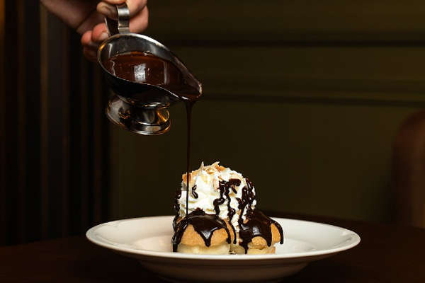 black angus restaurant paris dessert