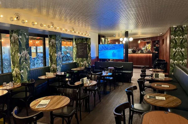 feria cafe restaurant paris s1