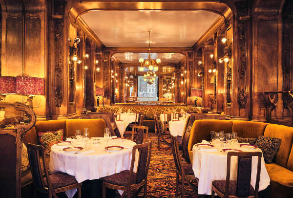 lucas caron restaurant paris sa