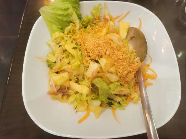 thai viet restaurant salad