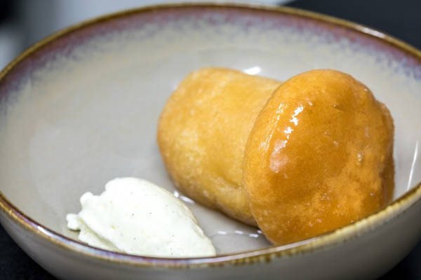 122 restaurant paris baba 1