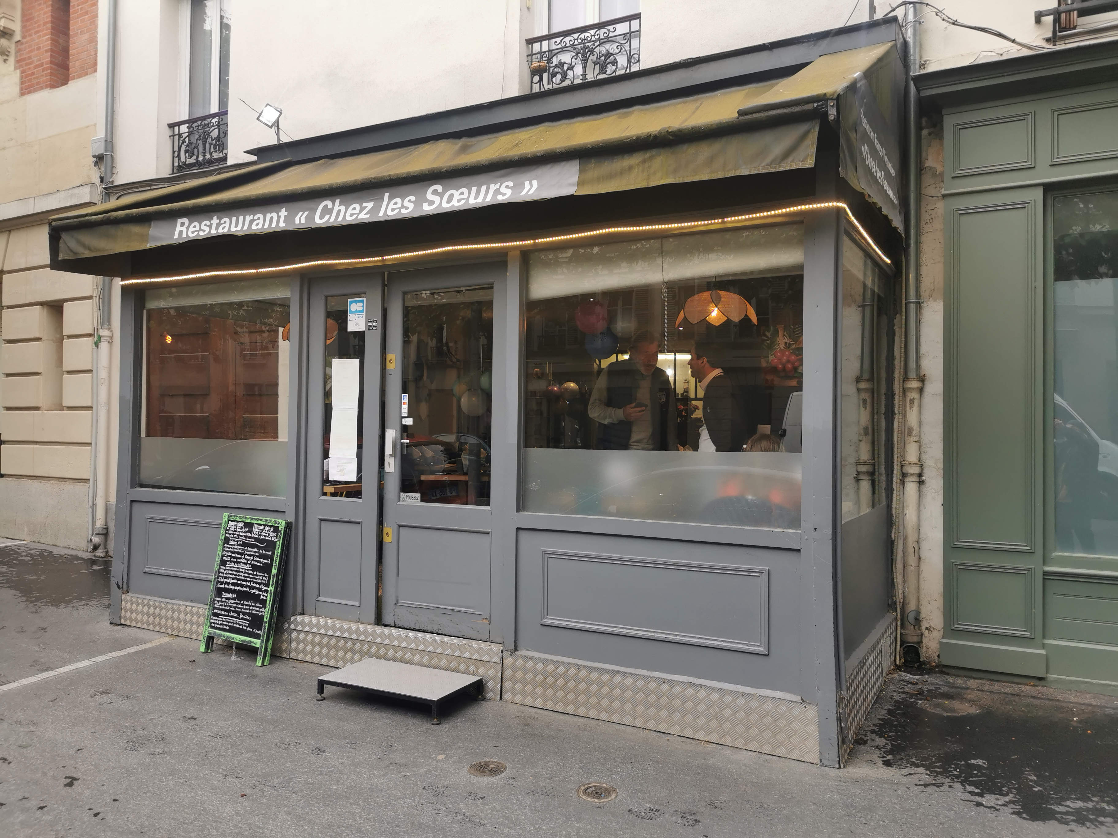 Soeurs à Vincennes