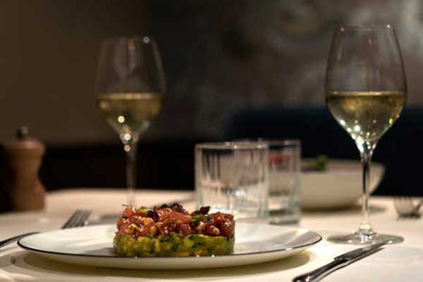 pierre charron restaurant paris 75008 evf