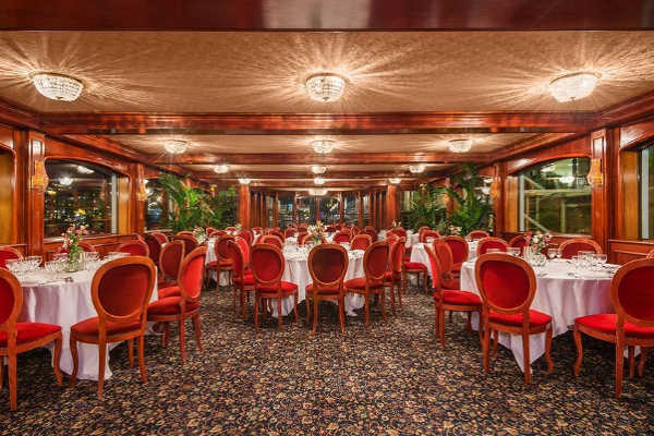 Dîner croisière de la Saint-Valentin 