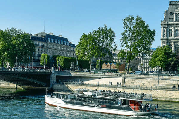 vedettes paris croisiere seine 1