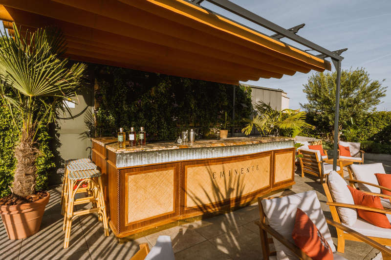 Rhum Eminente joue les stars