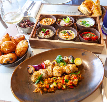 laurier restaurant paris 75008 14 juillet 1