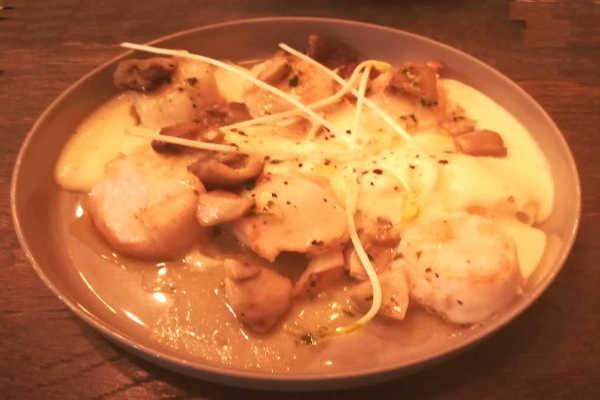 Restaurant Madame Claude les Saint Jacques