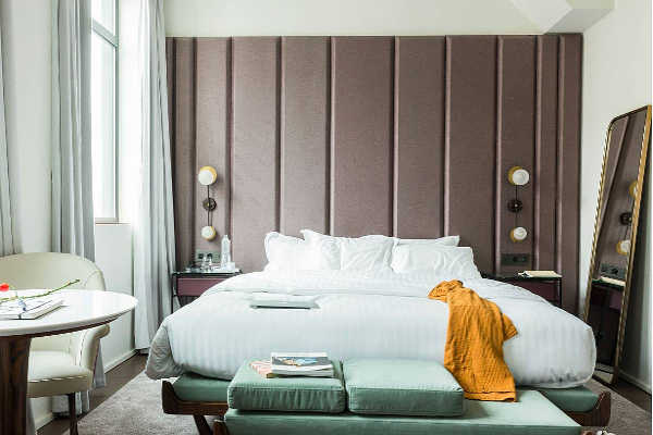 maison breguet saint valentin 2021 chambre