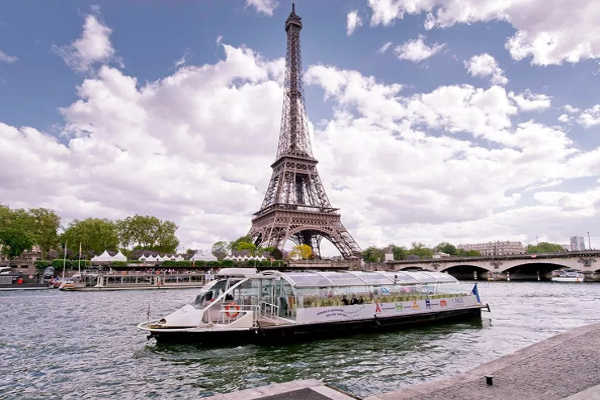bus batobus paris