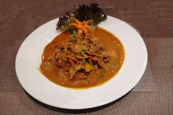 restaurant Thaïlandais Makham Boeuf au cury rouge