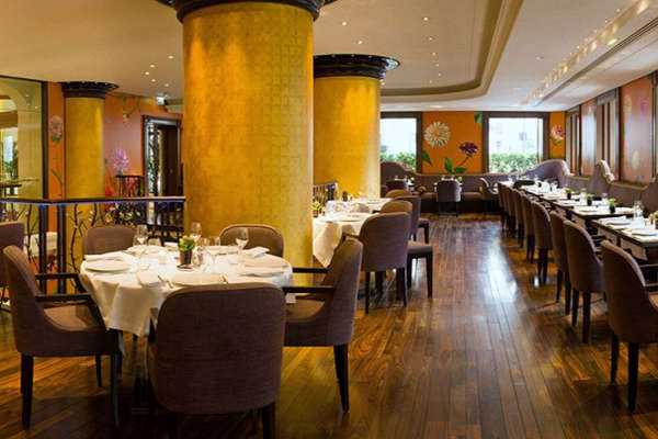 R4éveillon du Nouvel An au 114 faubourg du Bristol 