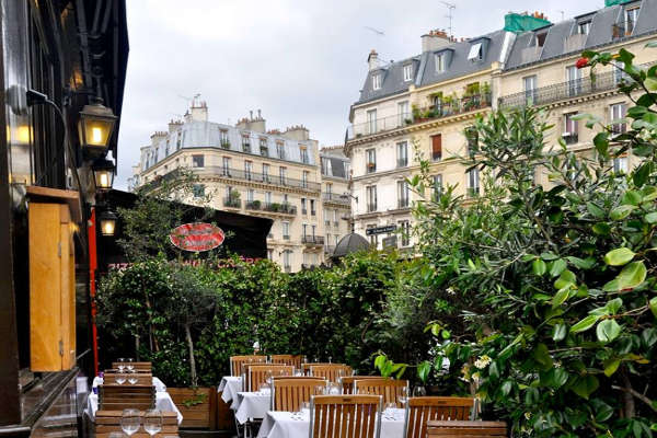 La terrasse du Restaurant Mavrommatis à Paris 5e 