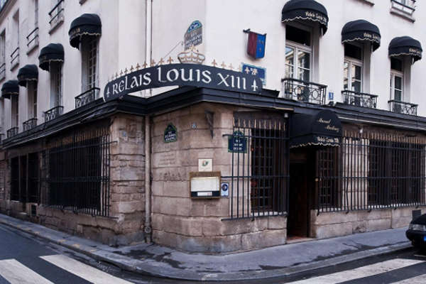 Le Relais Louis XIII restaurant au Métro Odéon