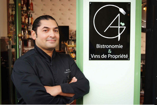 Le patron du restaurant AG