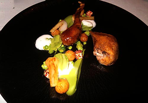 Abeille restaurant : le pigeonneau rôti aux petits pois