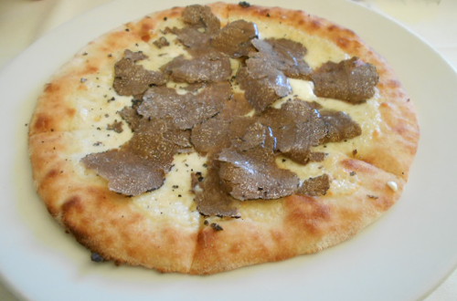 Cafe la jatte neuilly pizza truffe noire