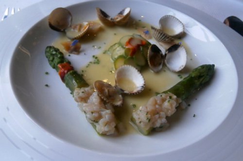 Guy Savoy Les asperges vertes aux coquillages