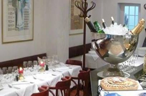 Petite Sirene de Copenhague, restaurant Danois metro Saint Georges