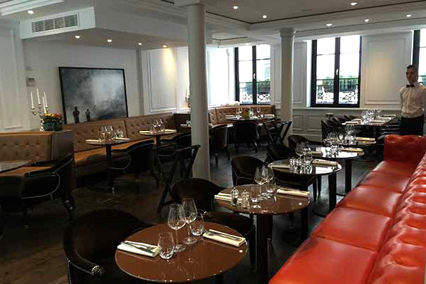 Aux Amis, la salle à manger