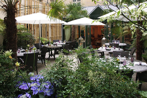 stay yannick alleno le patio fleuri