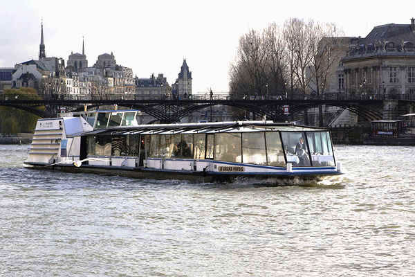 Déjeuner et dîner croisière à Paris