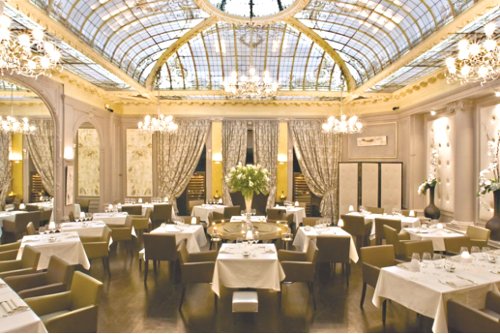 Restaurant Le Vernet Métro George V