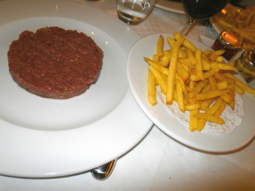 Les Grandes Marches, le steak Tartare