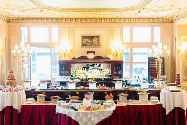 Brunch Fête des Mères Brunch au Café de la Paix  3