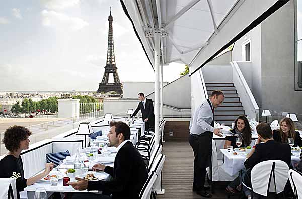 Maison Blanche - Feu d'Artifice - 14 Juillet - Tour Eiffel