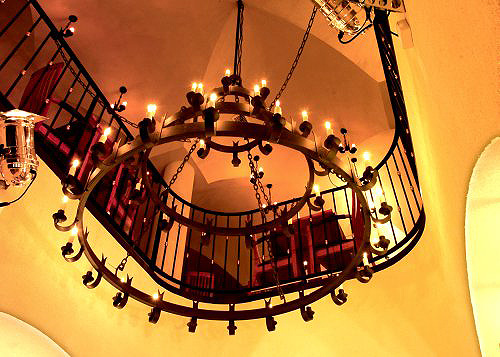 Restaurant la Cave des Cordeliers à Paris 5e - un joli resto cité dans de nombreux guides Restaurant la Cave des Cordeliers à Paris 5e  - un joli resto cité dans de nombreux guides