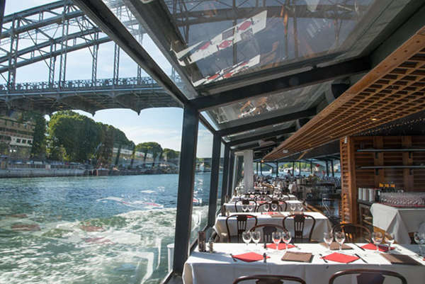 Croisiere du jour de Noël sur la Seine à Paris a