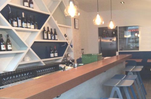 Aux deux cygnes, un charmant bistrot rue Keller à Paris