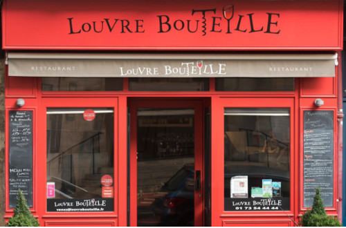 louvre bouteille facade