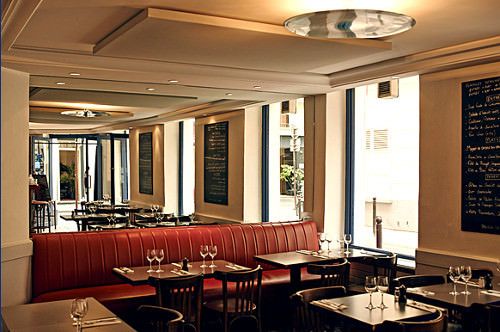 Café de Mars rue Augereau, la salle à manger