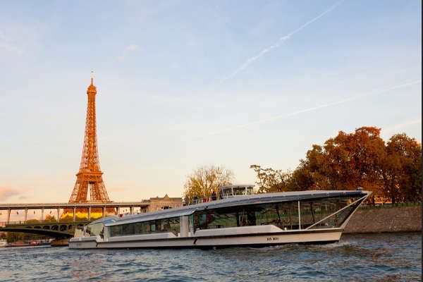 croisière de Noël à bord d’un Bateau Mouche