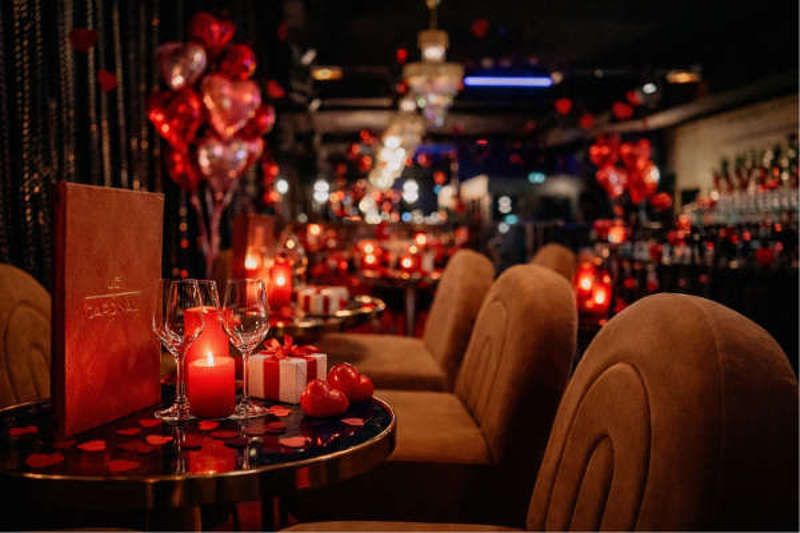 Cardinal fête la Saint-Valentin