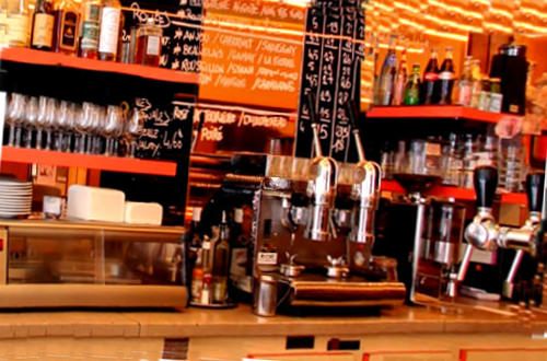 Aux deux amis, bon bistrot rue Oberkampf