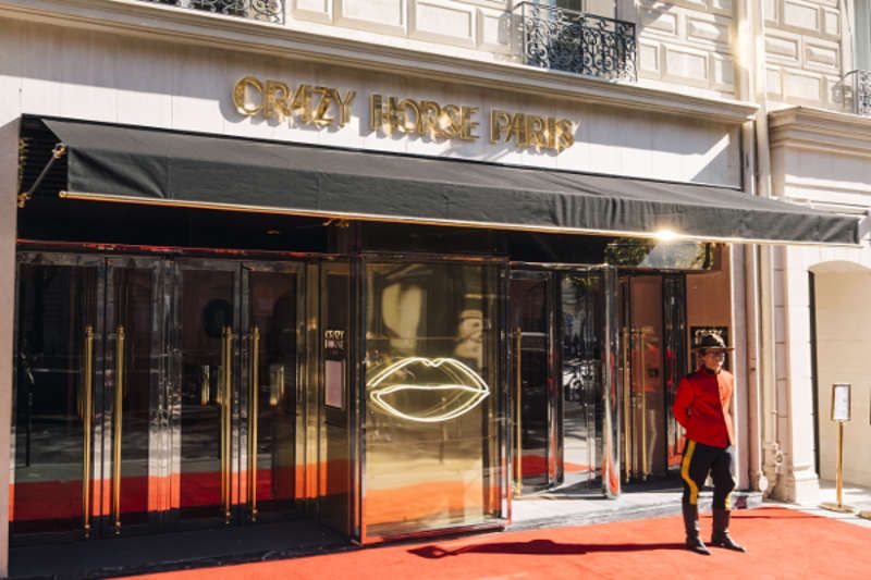 Le 14 juillet au Crazy Horse Paris 1