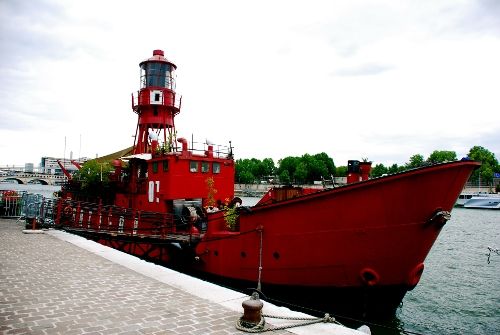 Réveillon au Batofar à Paris 13e - Métro Bibliothèque François Mitterand