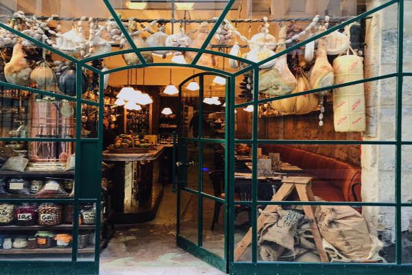 biglove caffe rue debeylleme trattoria italienne